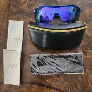 Stella McCartney sunglasses with case NEW